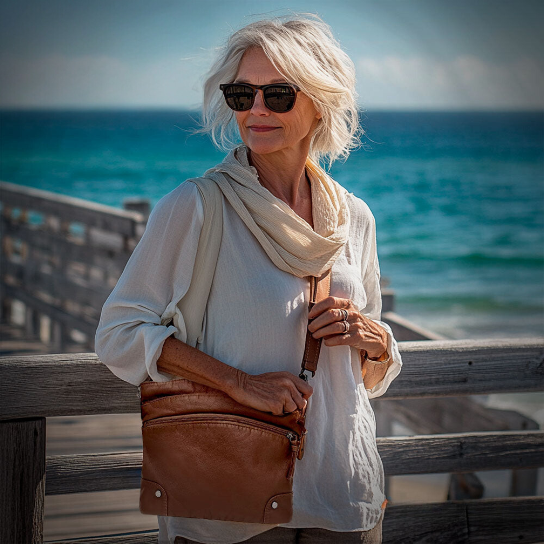 Zoe | Wallet with an Timeless Charm