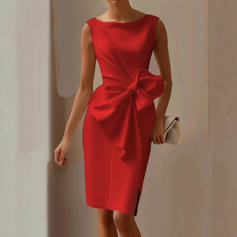 Arielle™ – Mini Dress con Nodo e Taglio Sagomato