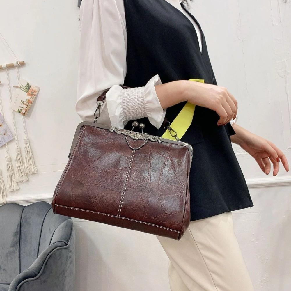Mila | Timeless Vintage Bag with Elegant Flap Lock
